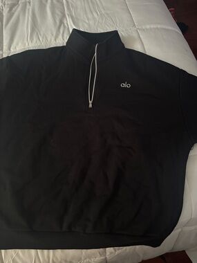 ALO Yoga Black Quarter-Zip Pullover Sweatshirt